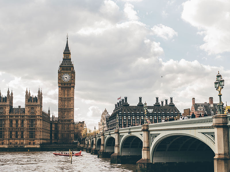 Przesyłki do Londynu, paczki do Anglii po Brexit