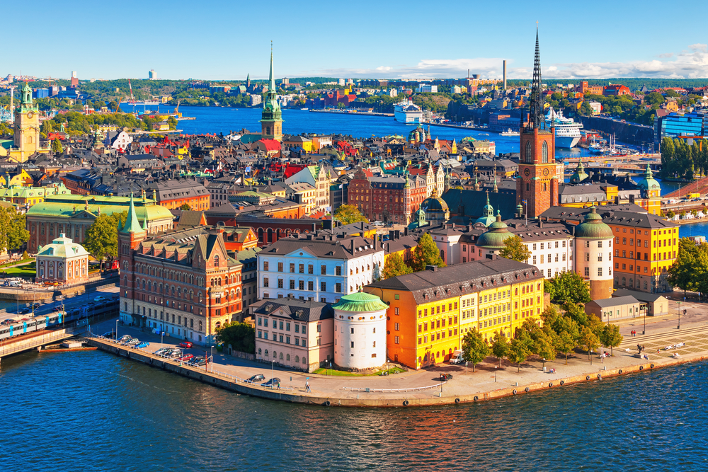 Paczki i przesyłki do Sztokholm, stolicy Szwecji