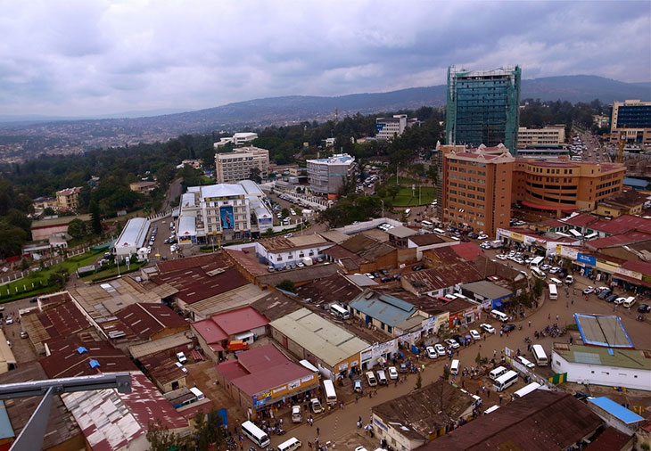 Paczki i przesyłki do Kigali, stolicy Ruandy