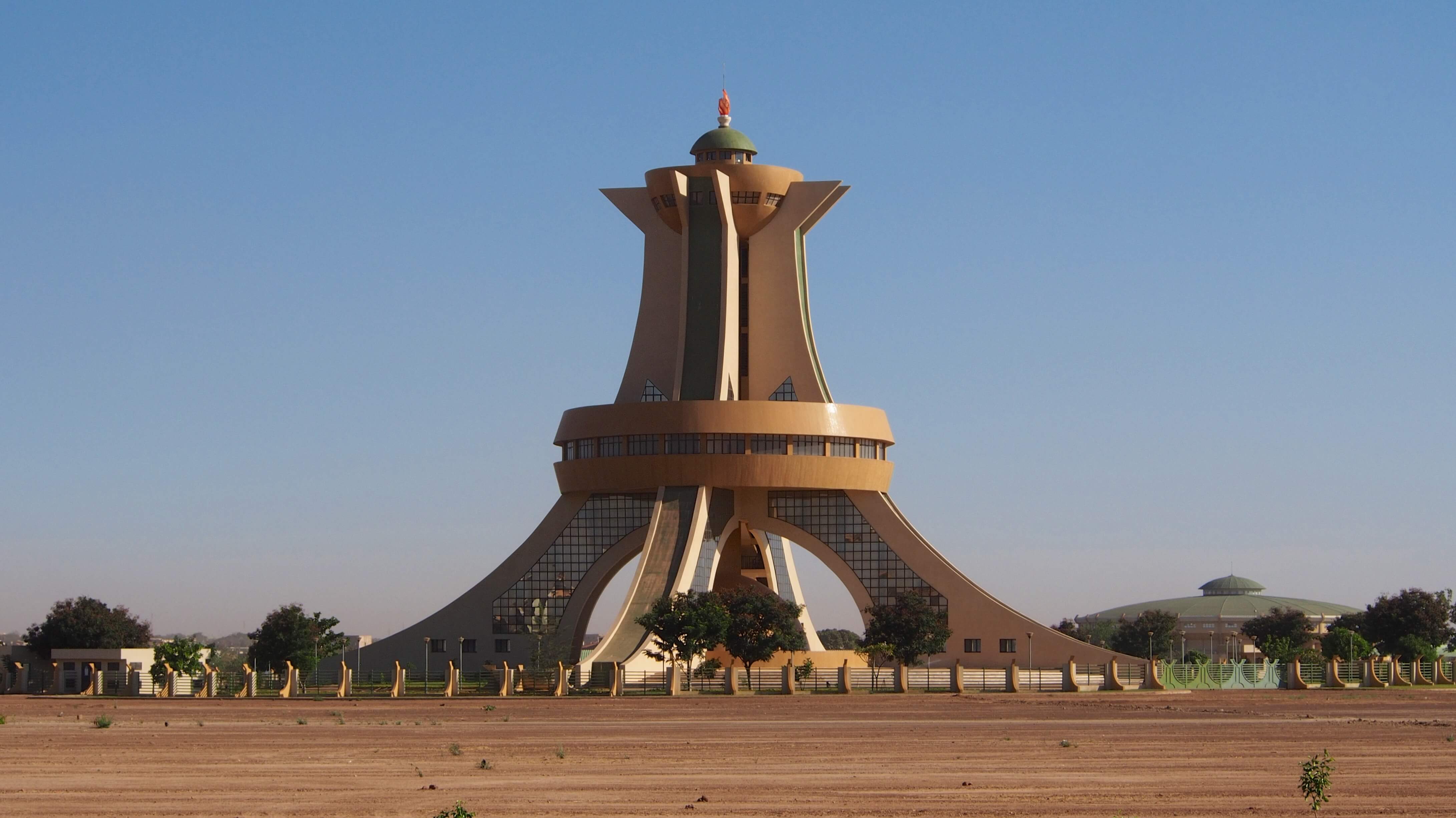 Paczki i przesyłki do Wagudugu stolicy Burkina Faso