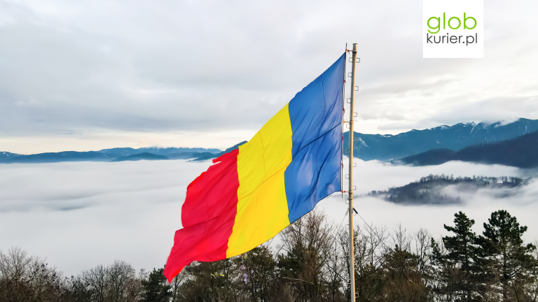 flaga rumunii na szczycie góry