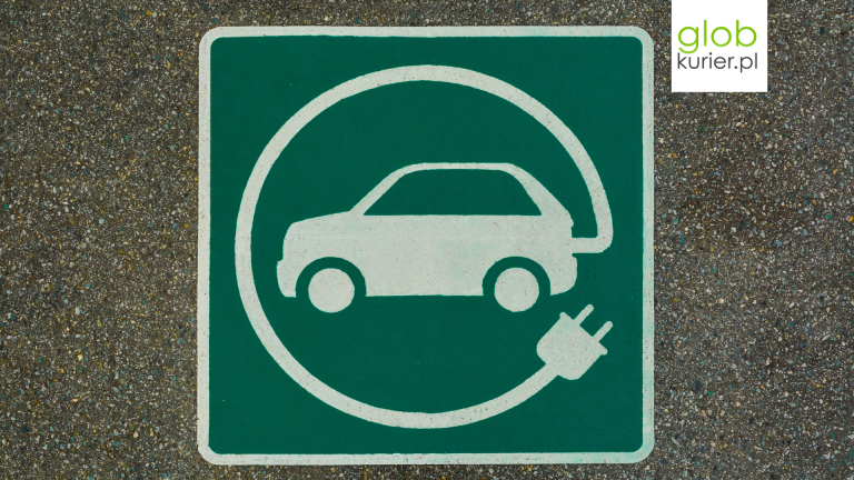 znak ładowanie samochodu elektrycznego